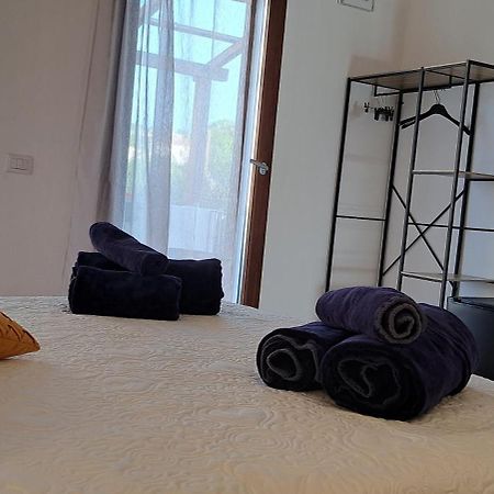 San Teodoro Rooms Esterno foto