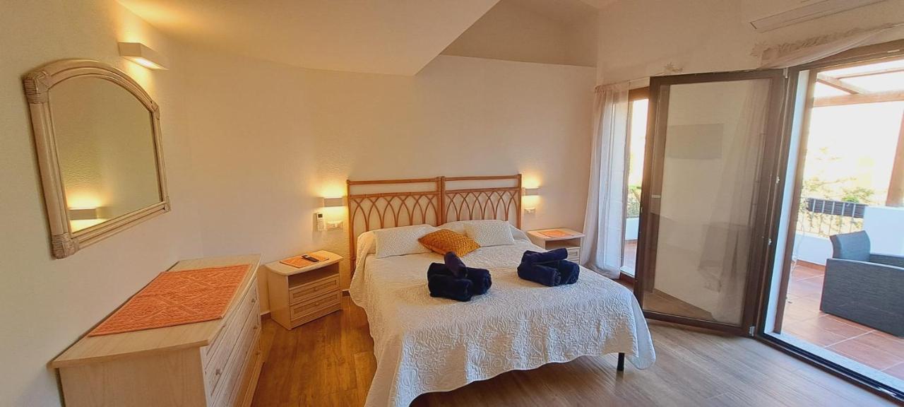 San Teodoro Rooms Esterno foto