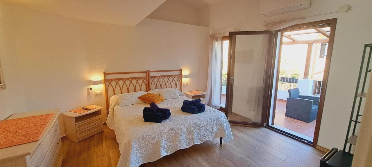San Teodoro Rooms Esterno foto