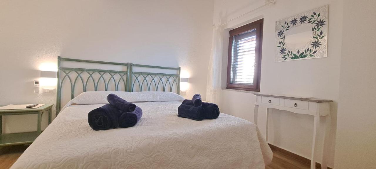 San Teodoro Rooms Esterno foto