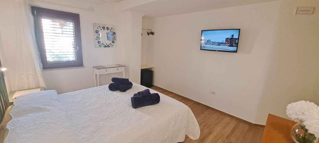 San Teodoro Rooms Esterno foto